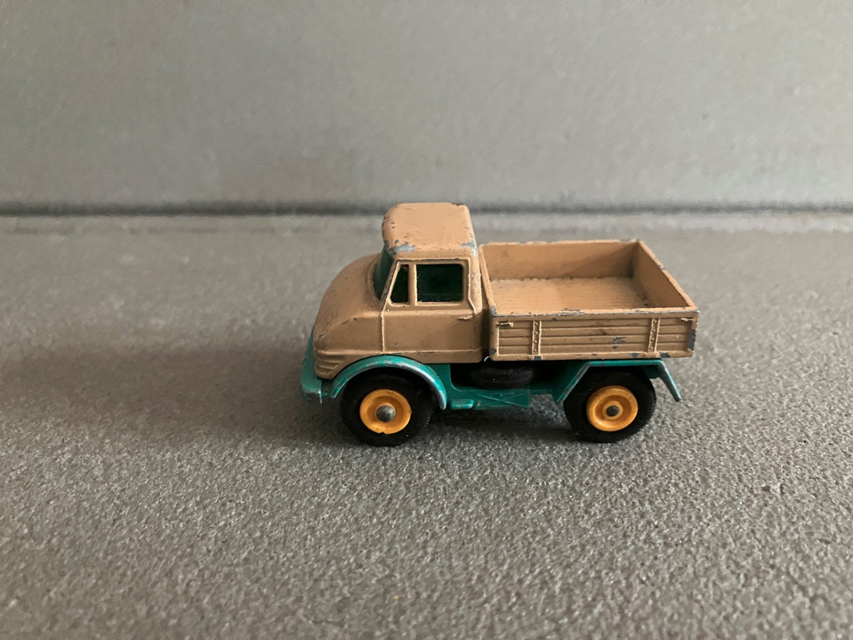 Ancienne Voiture Miniature Camion Mercedes Unimog Matchbox Lesney England