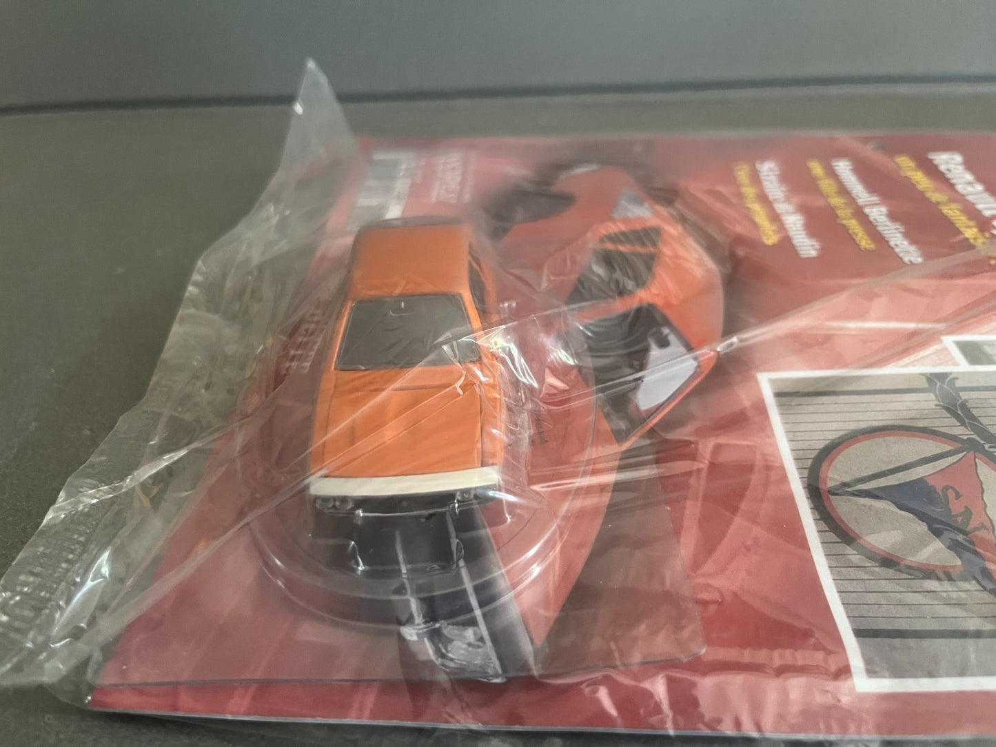 Voiture miniature Renault 17 TS Norev Hachette + Fascicule au 1/43