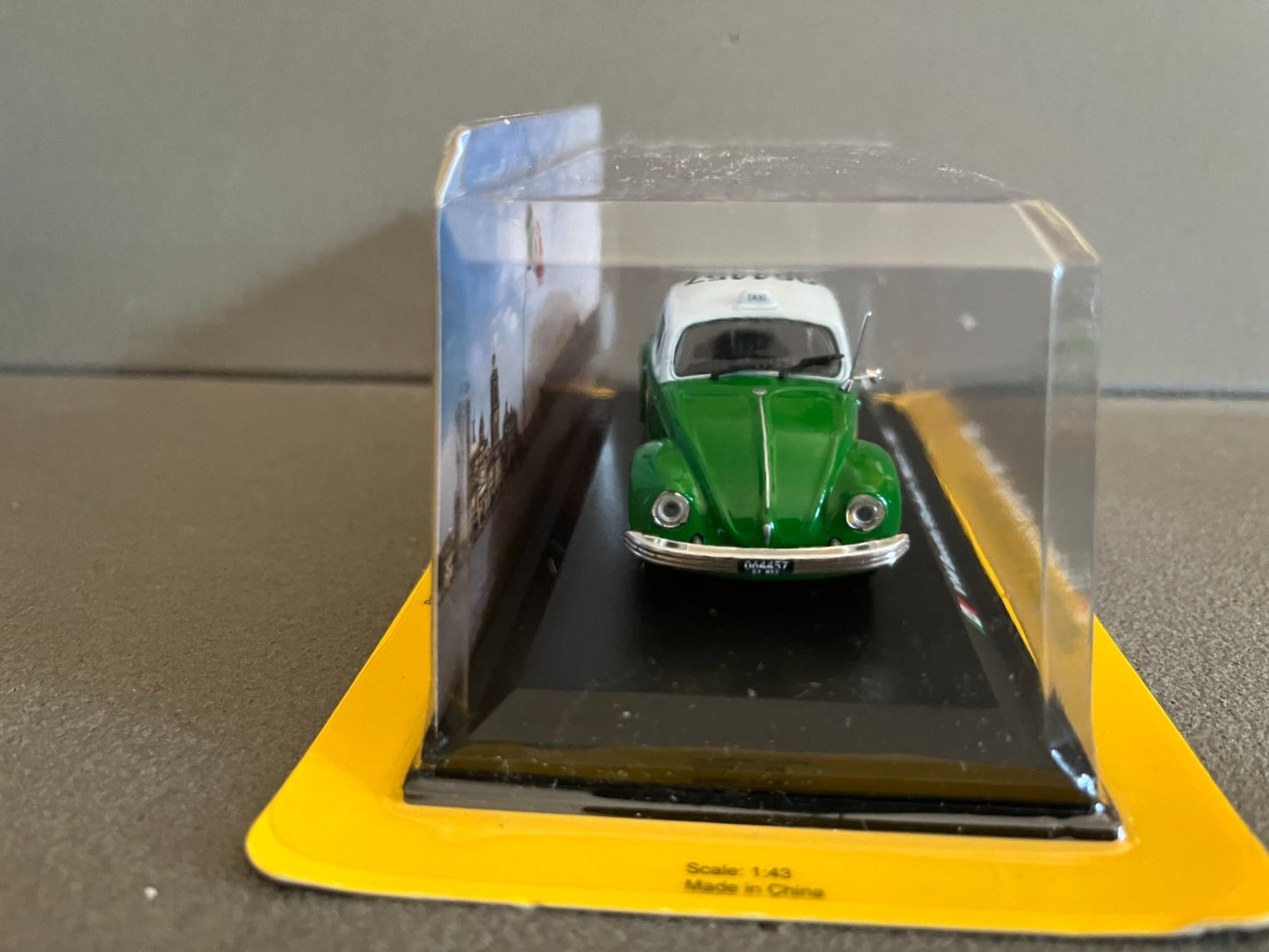 Voiture Miniature Volkswagen VW Beetle Garbus Mexico 1985 Taxi du Monde au 1/43