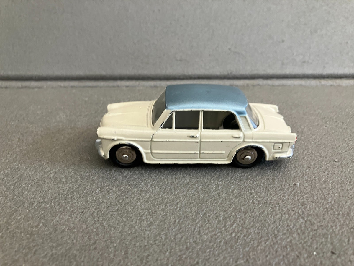 Ancienne Voiture Miniature Fiat 1200 Grande Vue France Meccano Dinky Toys 1/43