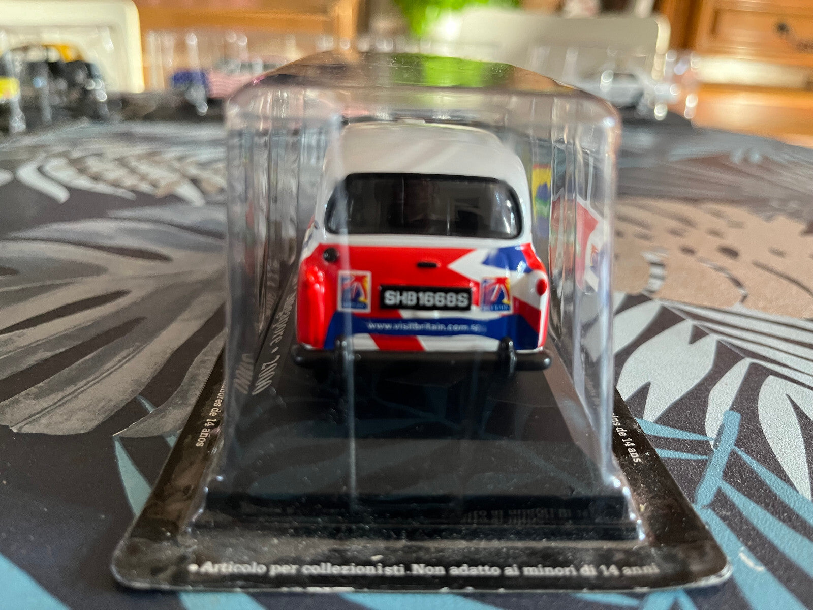 Voiture Miniature Austin LTI FX4 Singapore 2000 Taxi Du Monde au 1/43 Altaya