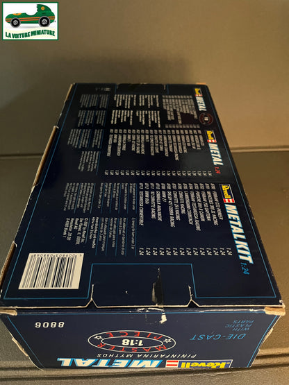 Voiture miniature Pininfarina Mythos Revell au 1/18