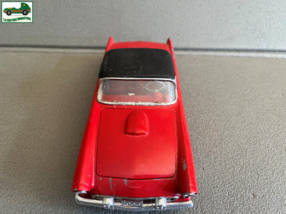 Ancienne Miniature Kit métal monté Ford Thunderbird au 1/24