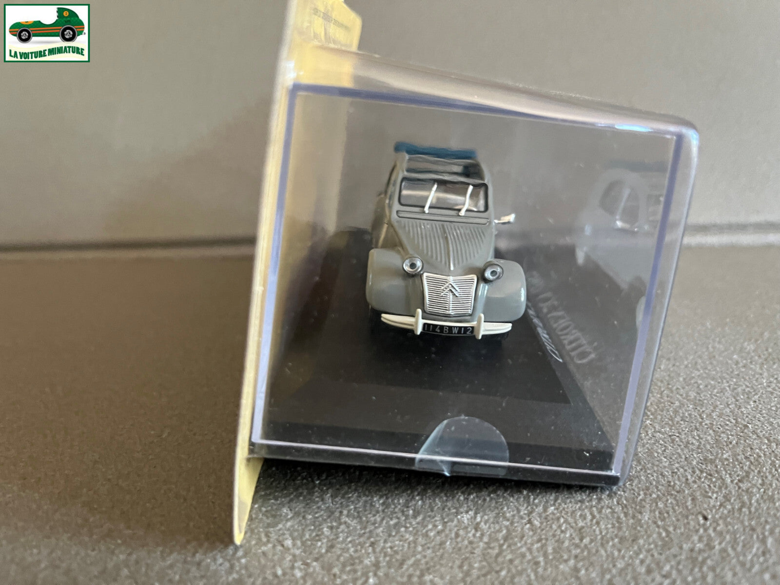 Voiture Miniature Citroen 2CV 1957 au 1/43