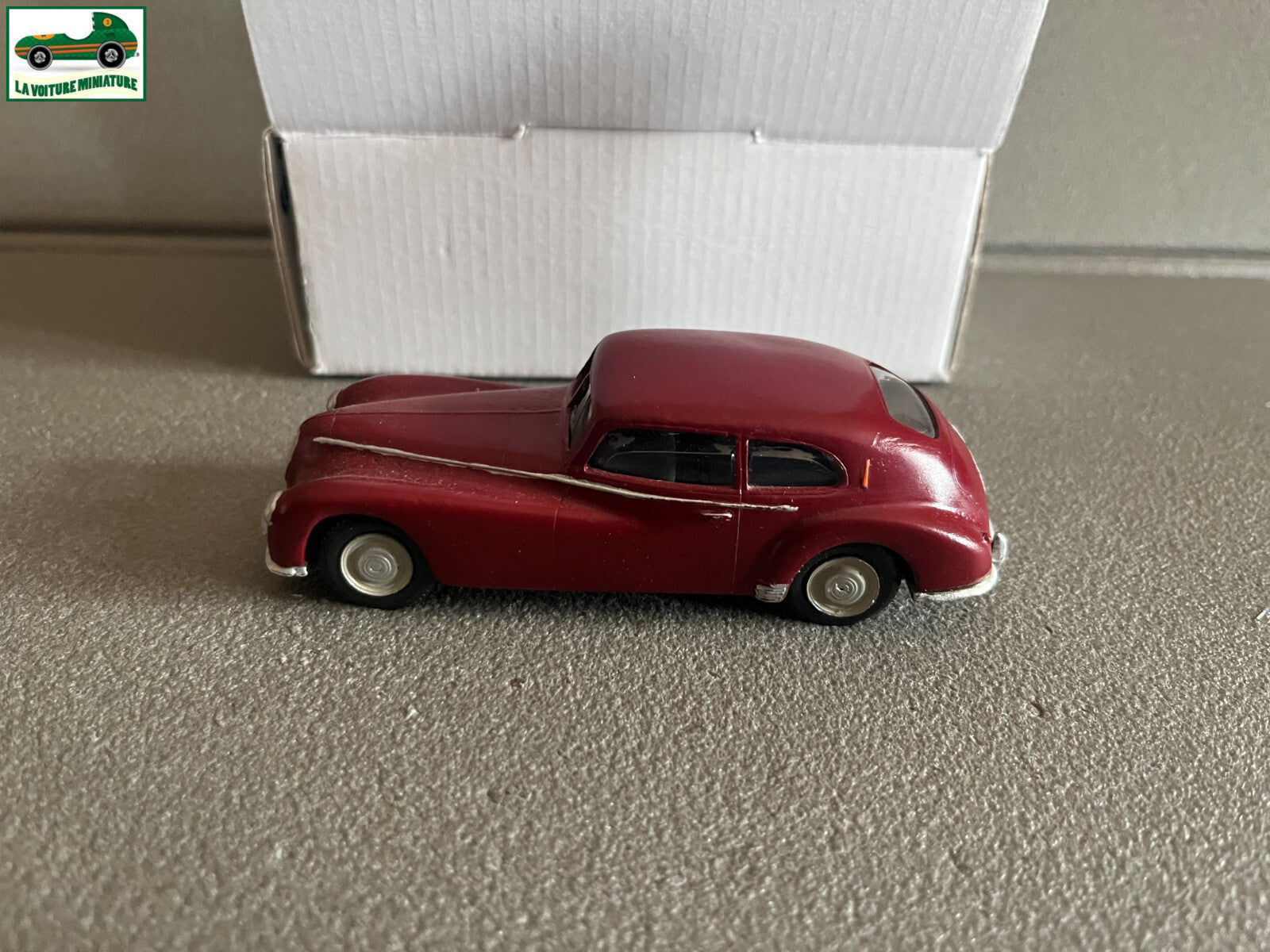 Voiture Miniature Kit monté Alfa Romeo 6C 2500 IDEA 3 au 1/43