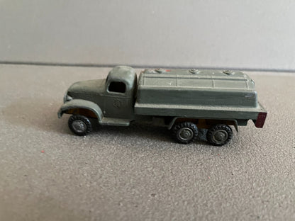 Ancienne Miniature Camion Citerne Militaire France Jouets Epave