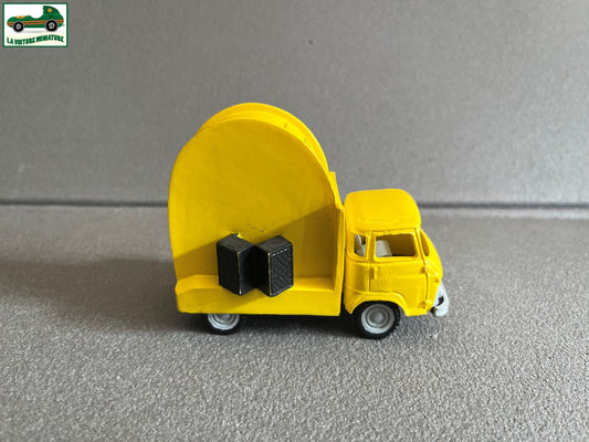 Voiture Miniature Renault Saviem Kit Résine Tour de France Vélo 1903 2003 1/43