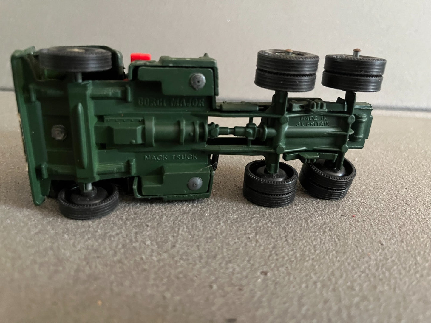 Ancienne Miniature Camion Corgi Major Mack Truck Gt Britain Epave