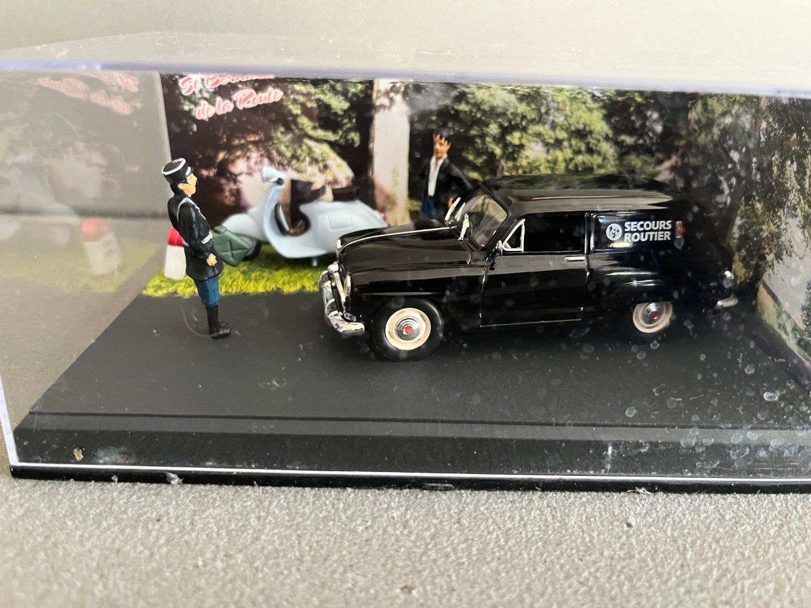 Voiture Miniature Simca Aronde Messagère Etape 44 La Route Bleue RN7 1/43