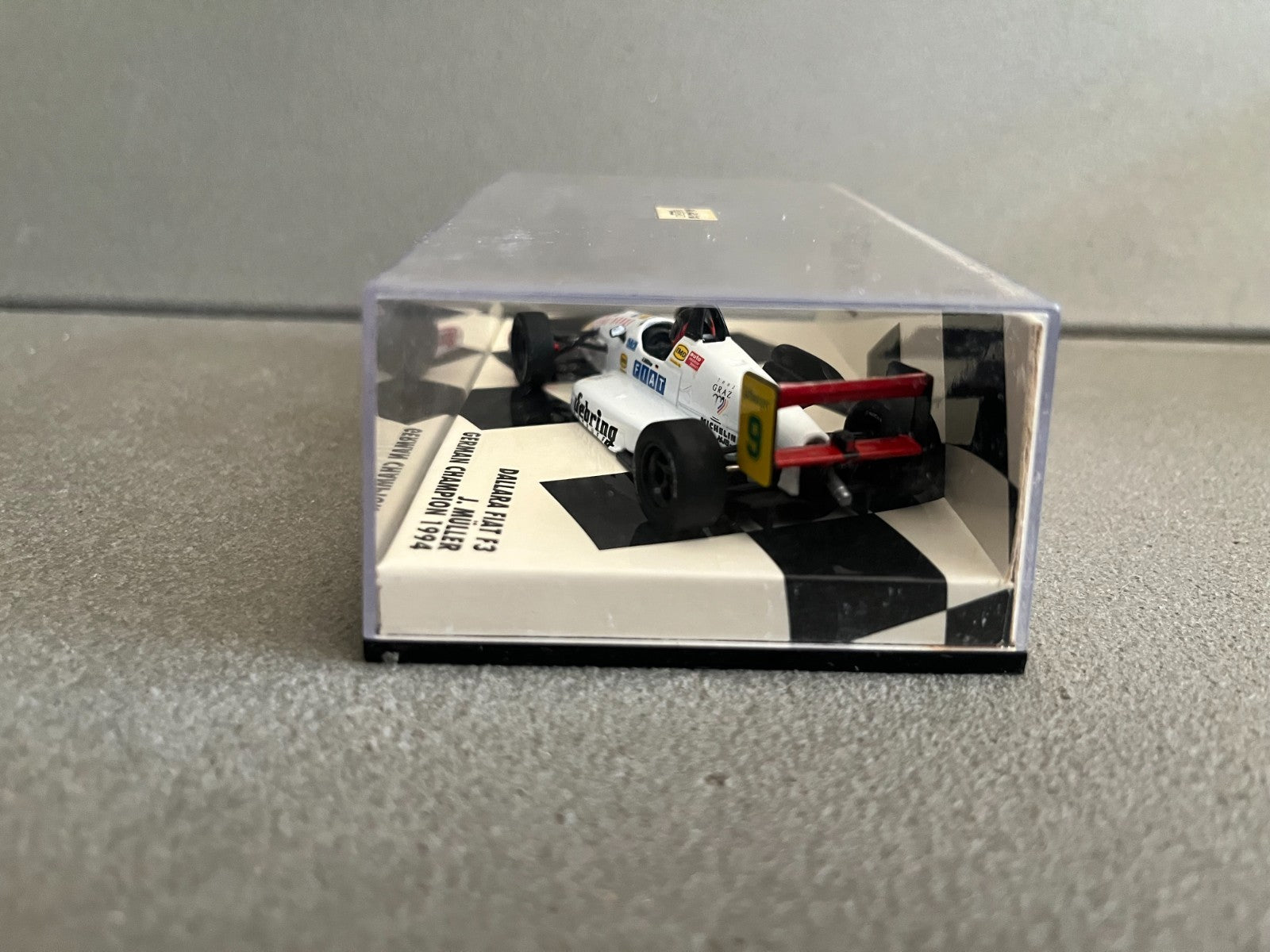 Voiture Miniature Formule 1 F1 Dallara Fiat F3 Muller 1994 Minichamps au 1/43