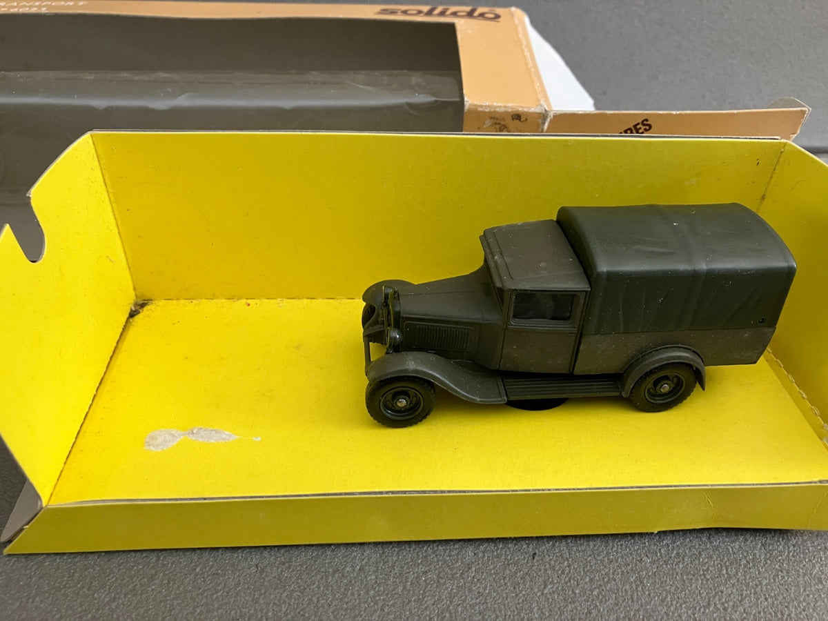 Ancien Miniature Militaire Blindé Renault Transport 6023 Solido France 1/43