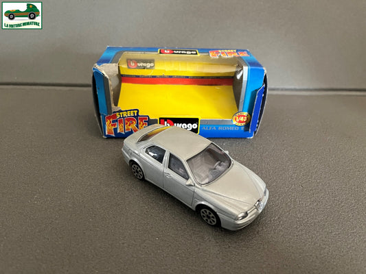 Voiture miniature Alfa Romeo 156 Burago au 1/43
