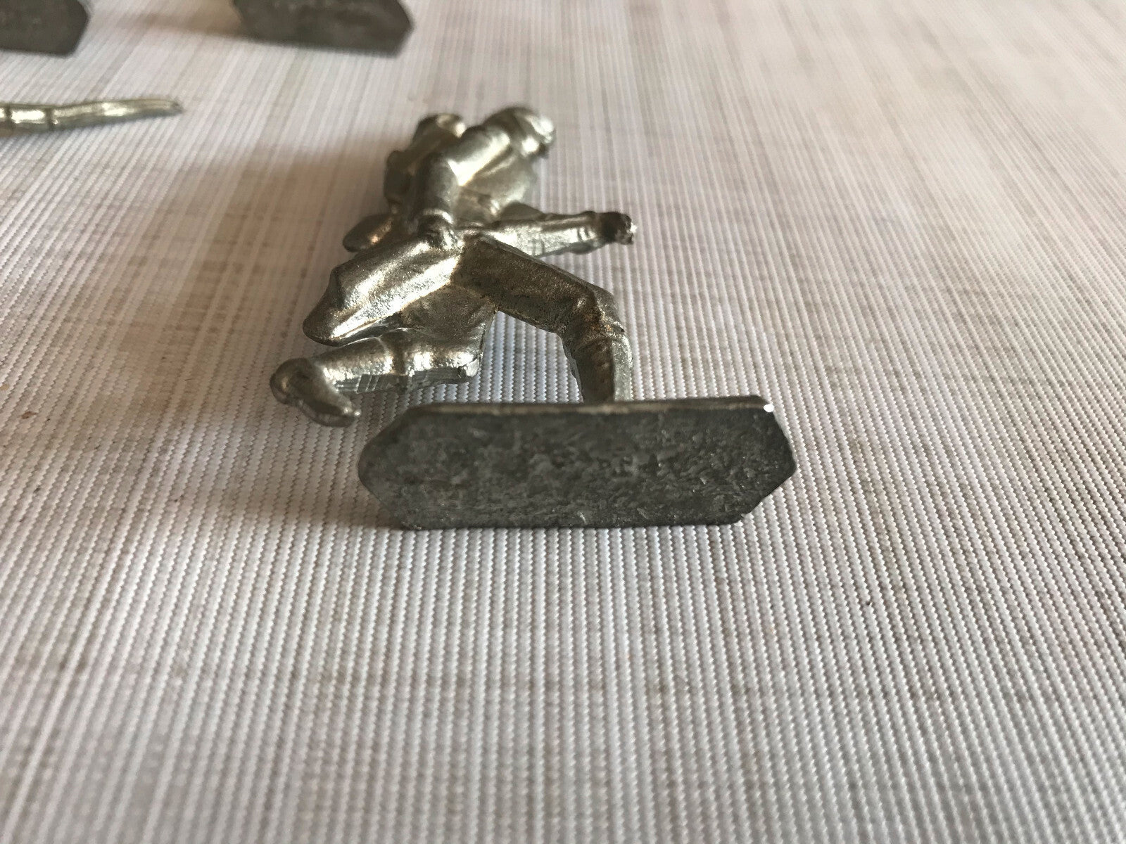 Ancien Soldat Lot de 22 Soldats Armée Militaire Métal Alu ? Zamac ? Plomb ?