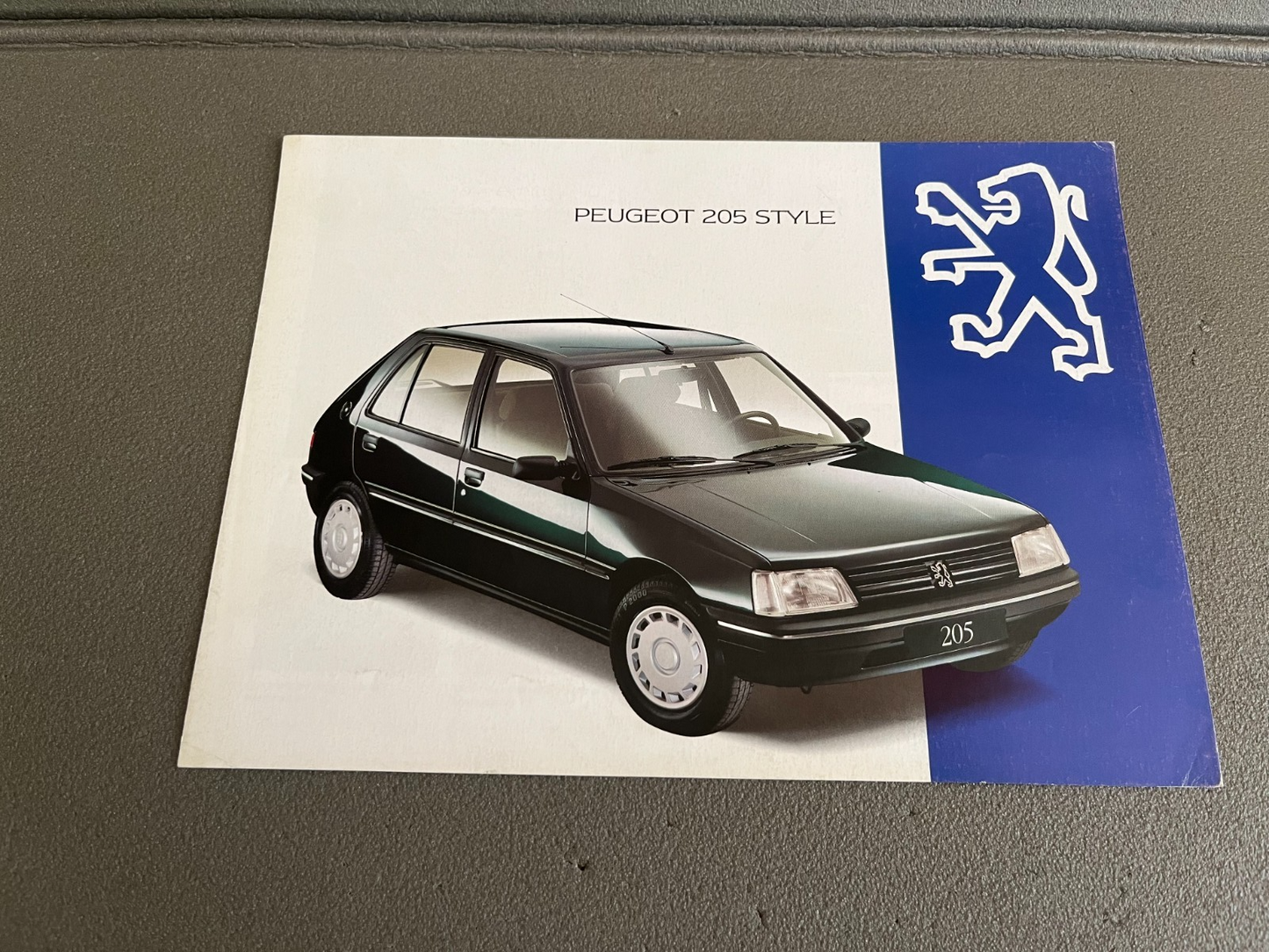 Ancien Dépliant Brochure Documentation Automobile Peugeot 205 Style