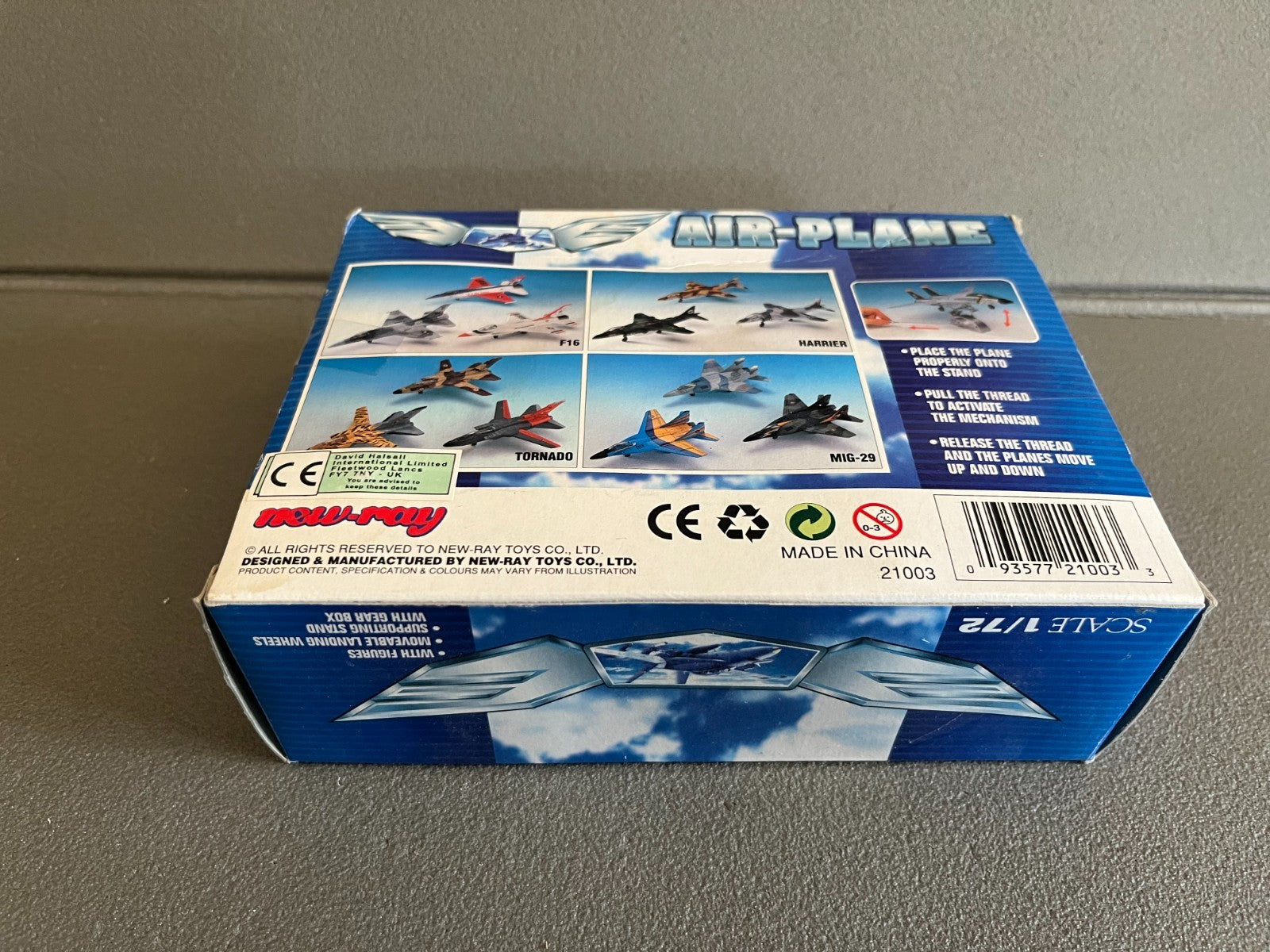 Avion miniature Militaire Harrier USAF 1/72 NewRay Air Plane 21003