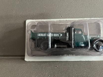 Voiture miniature Camion Berliet VDANG Gazo Bois Hachette 1/43 Défauts