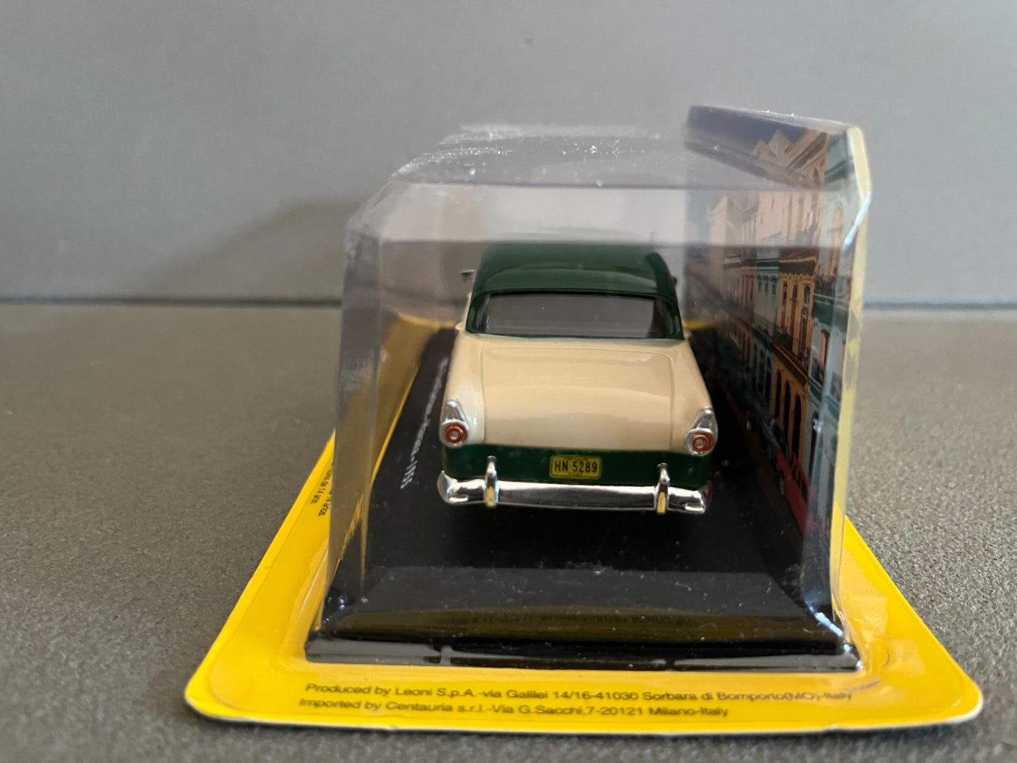 Voiture Miniature Ford Fairlane Havana 1955 Taxi du Monde au 1/43