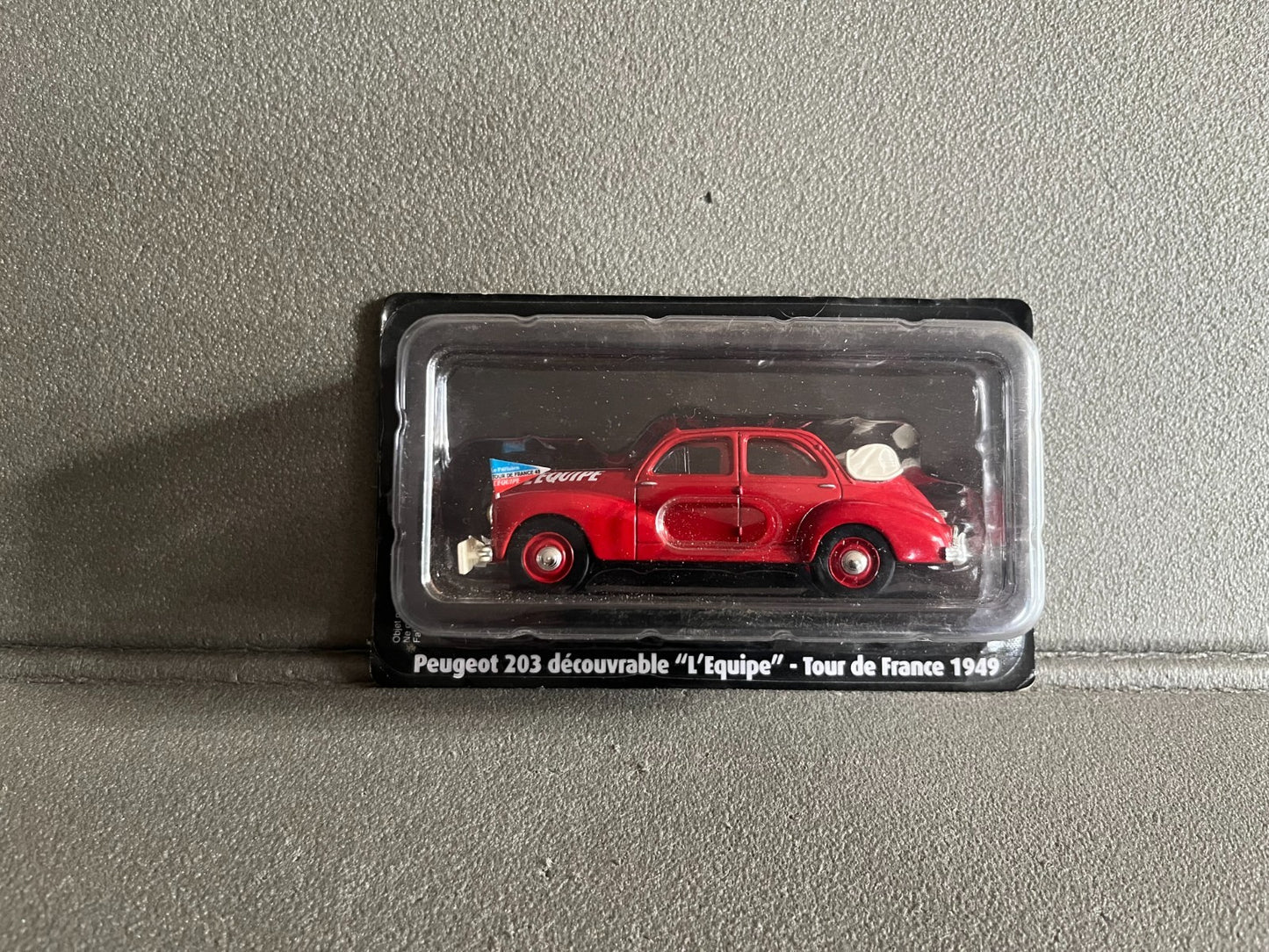 Voiture Miniature Peugeot 203 Découvrable L'Equipe 1949 Tour Vélo Norev 1/43