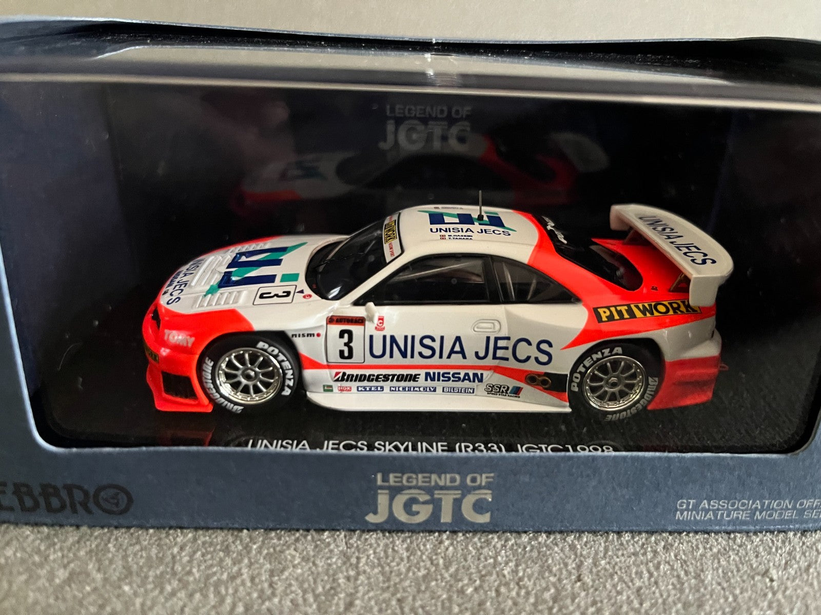 Voiture Miniature Nissan Unisia Jecs Skyline R33 JGTC 1998 Ebbro au 1/43
