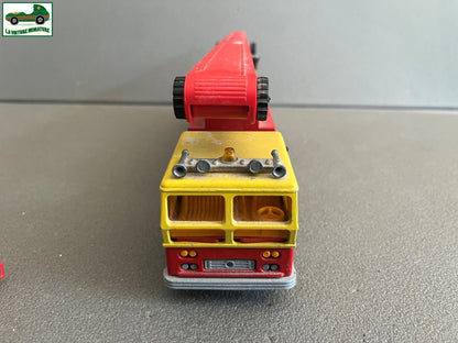 Ancienne Miniature Camion Pompiers Majorette Incendie Nacelle 1/47 Défauts