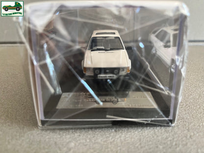 Voiture Miniature Ford Escort Mk III XR3i 1983 Mk3 Vitesse au 1/43