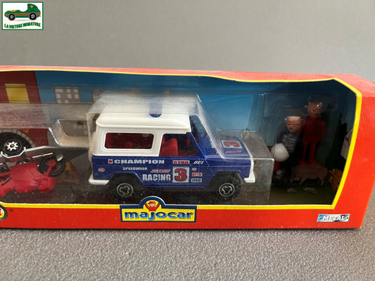Voiture miniature Majocar 7300 4x4 Remorque avec Moto Majorette