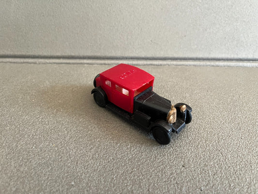 Voiture Miniature Ancien Plastique Voisin Carene 1934 Huilor France