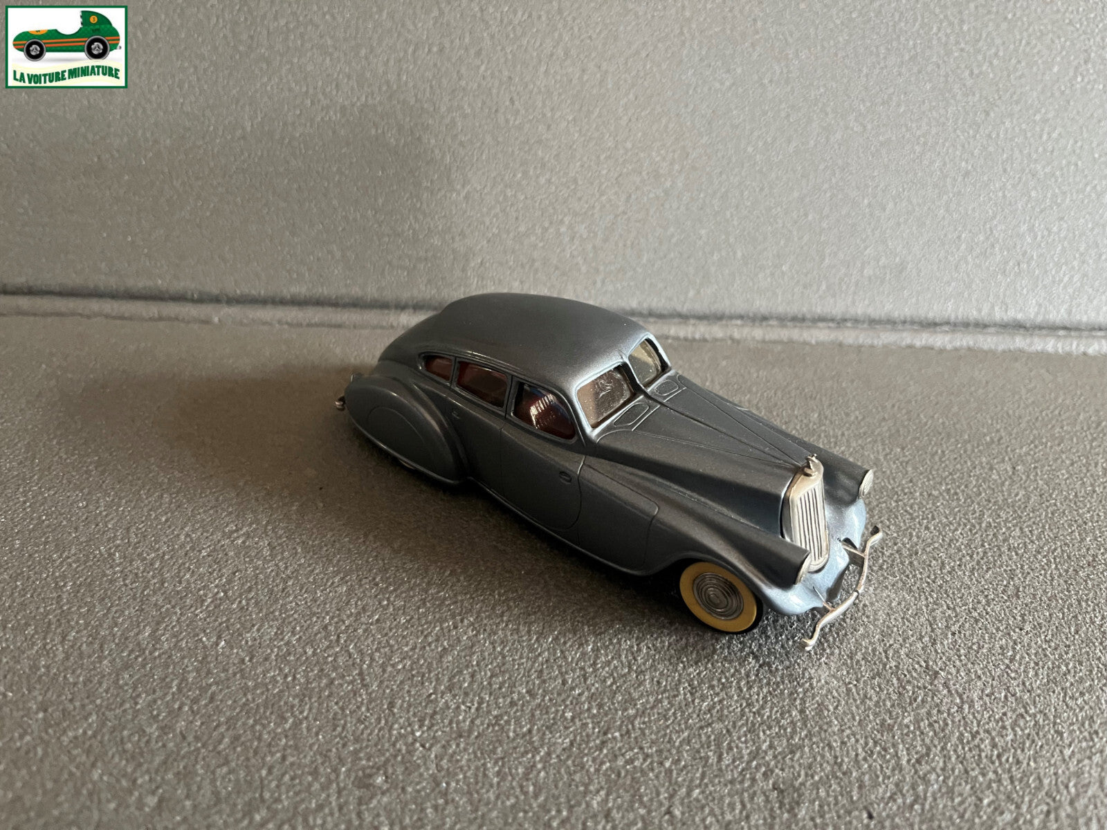 Voiture Miniature Pierce Arrow Silver 1933 Brooklin Models Canada au 1/43
