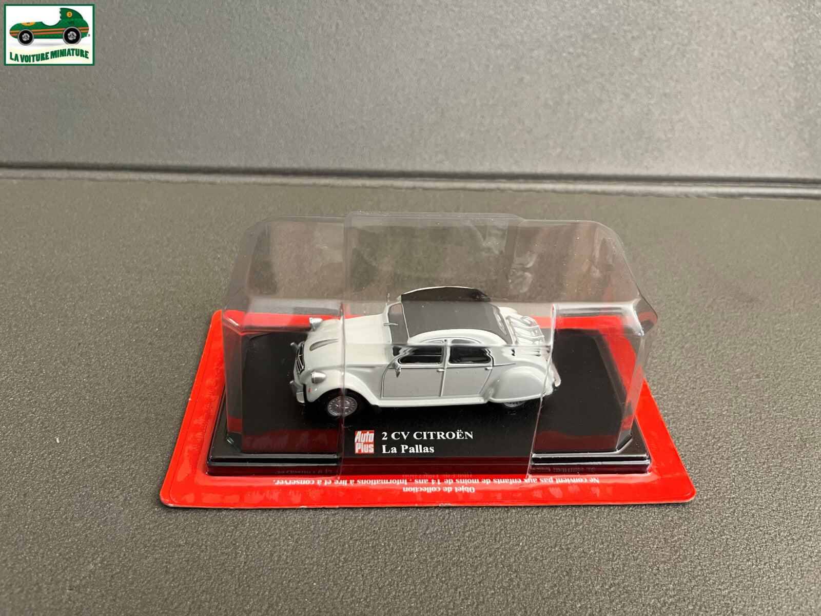 Voiture miniature Citroen 2cv 2 cv La Pallas Auto Plus Hachette 1/43