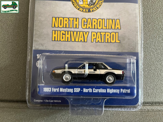 Voiture Miniature 1993 Ford Mustang SSP North Carolina Highway Patrol Acme 1/64