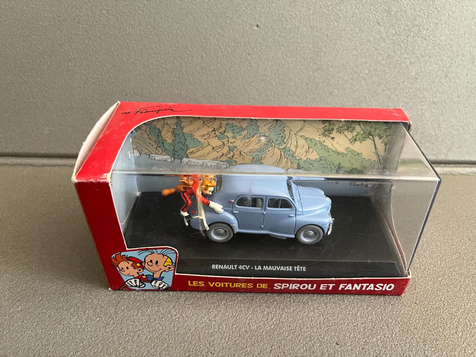 Voiture Miniature Renault 4CV La Mauvaise Tête Spirou au 1/43