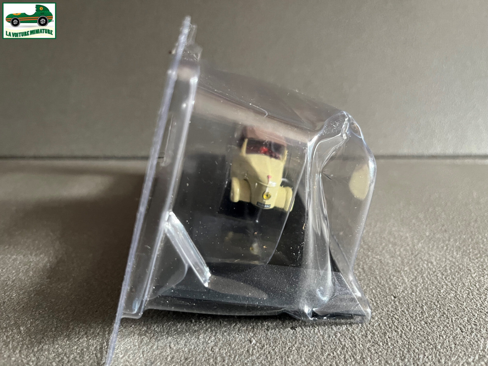 Voiture Miniature Peugeot VLV 1941 Norev Hachette 1/43