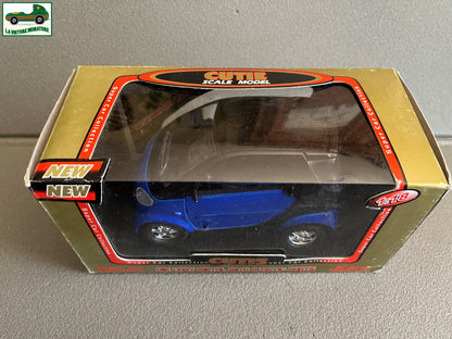 Voiture miniature Smart 1ère Version Cutie au 1/18