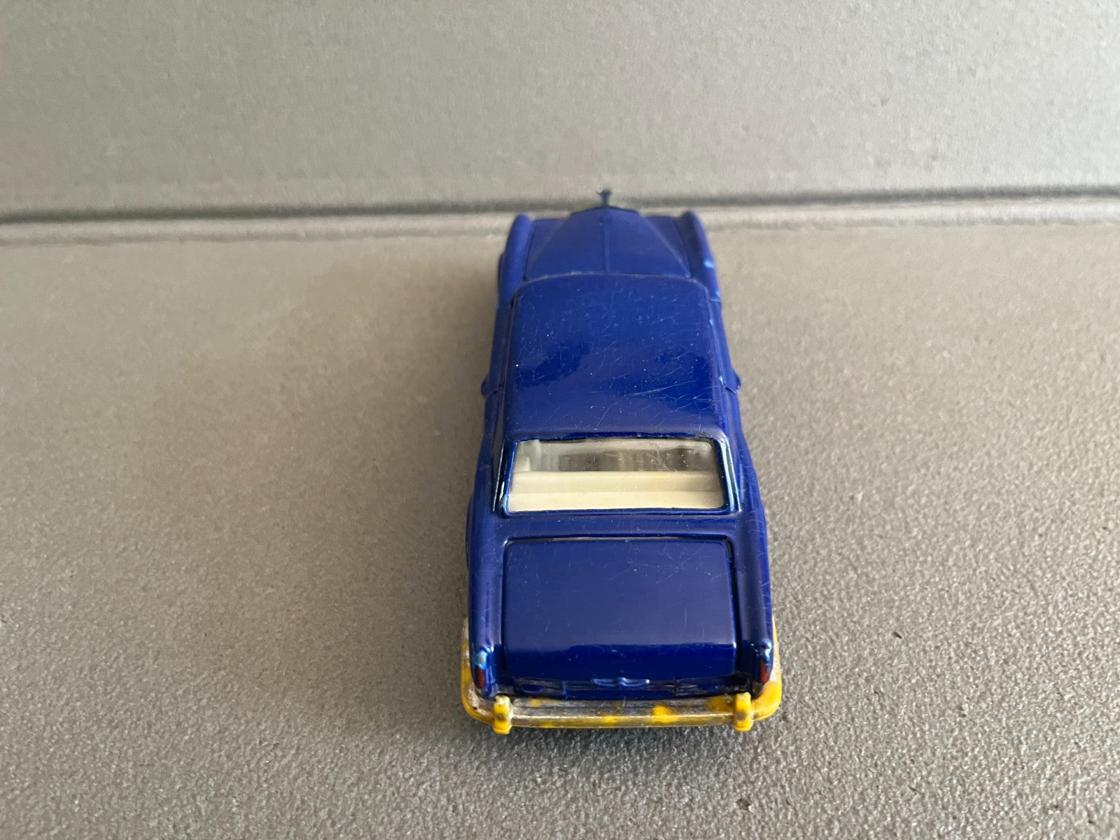 Jouet Ancien Voiture Miniature Rolls Royce Corniche Corgi Gt Britain 1/36