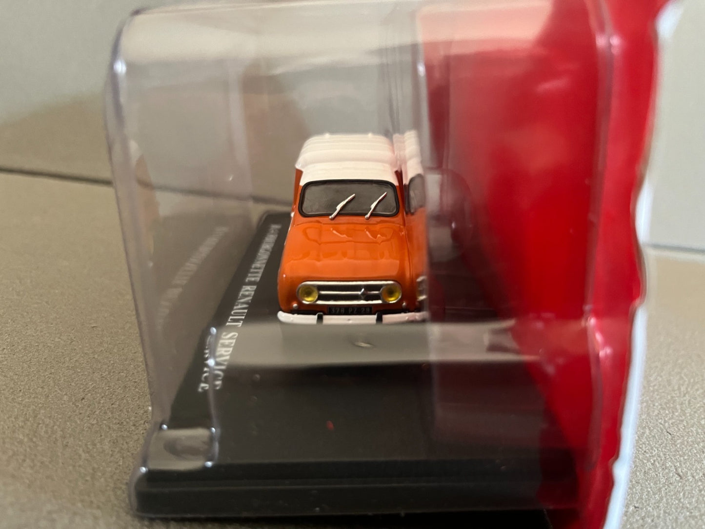 Voiture Miniature Renault 4 4L R4 Fourgonnette Service Hachette 1/43