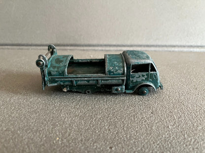 Ancienne Miniature Voiture Ford Benne Ordure Dinky Toys Meccano France Epave