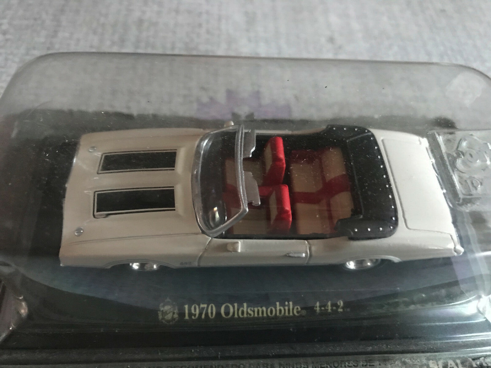 Voiture Miniature 1970 Oldsmobile 4-4-2 Fabbri au 1/43
