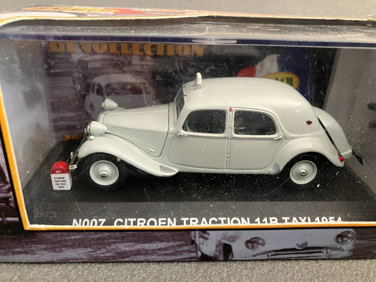 Voiture Miniature Citroen Traction 11B Taxi 1954 Nostalgie au 1/43