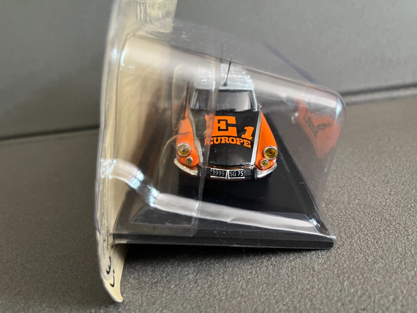 Voiture Miniature Citroen ID 21 Break Europe 1 1967 DS au 1/43