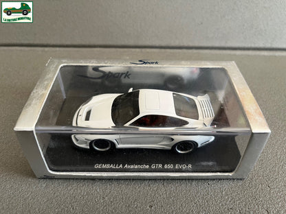 Voiture Miniature Porsche Gemballa Avalanche GTR 650 EVO-R Spark  1/43