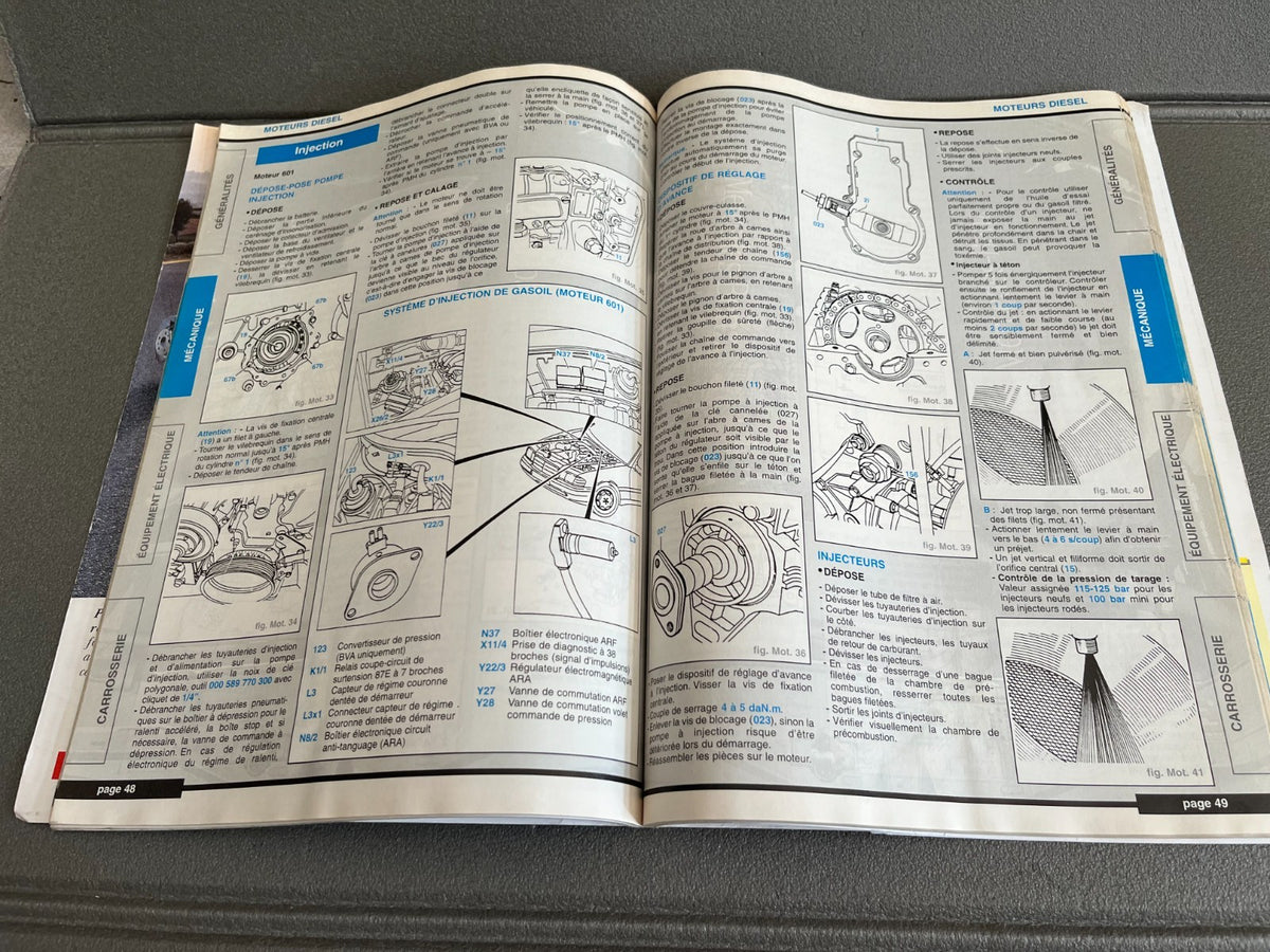 Livre Revue Technique Automobile Mercedes Classe C 180 200 220 250 D LEA