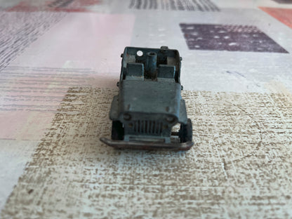 Ancienne Voiture Miniature Gevarm Jeep FJ France Jouets Epave