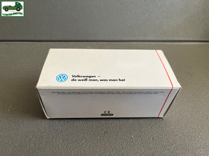 Voiture Miniature Volkswagen Golf Cabriolet Schabak au 1/43