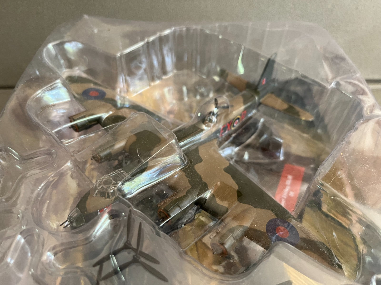 Avion miniature Militaire Bombardier Short Stirling Mk III Altaya 1/72