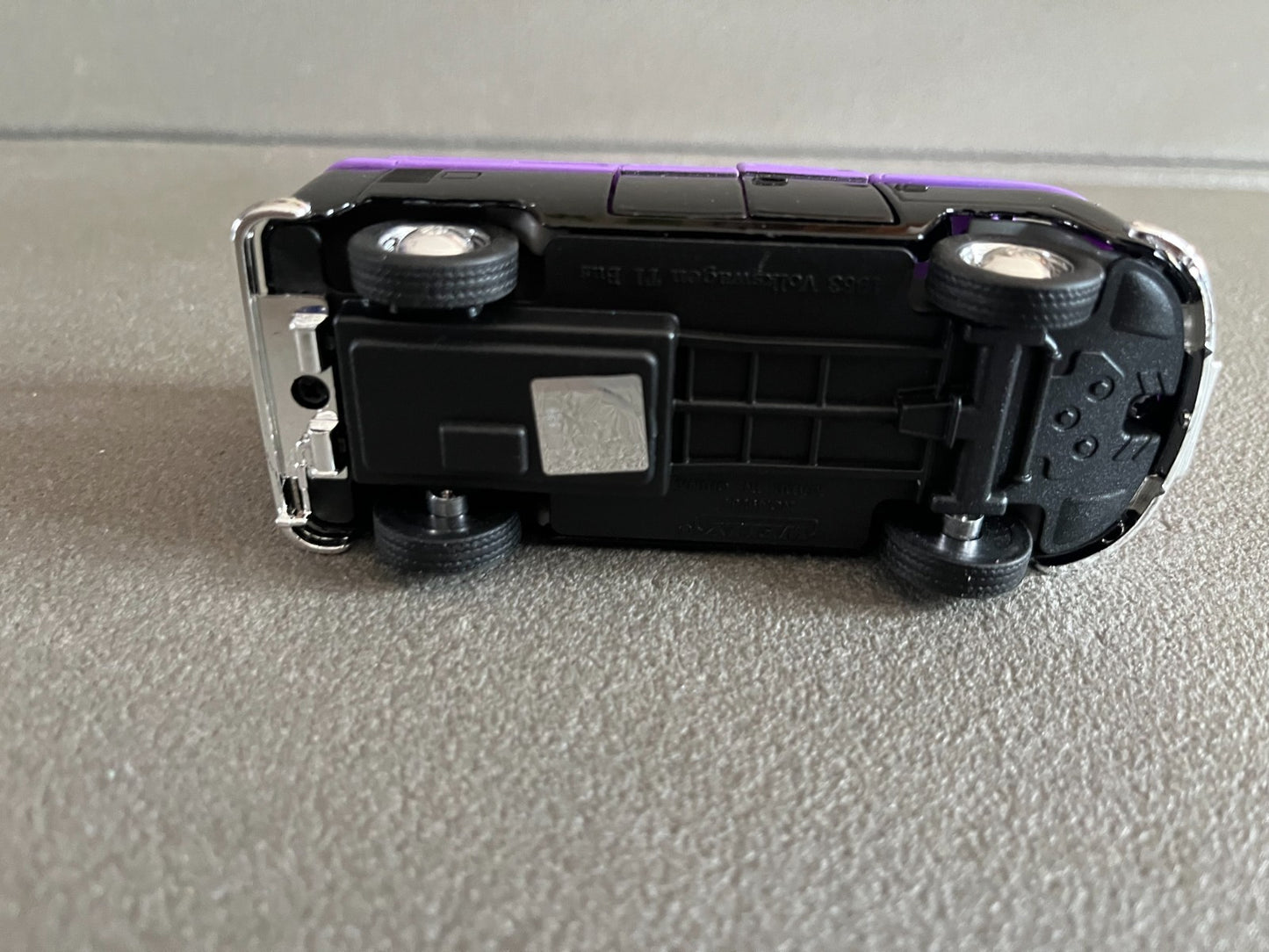 Voiture Miniature Bus Volkswagen Combi T1 1963 Welly au 1/34 1/39