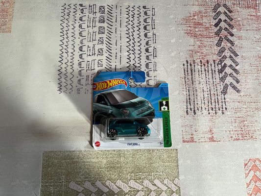 Voiture Miniature Fiat 500 électrique 500e Hotwheels 1/64 Echelle Type Majorette