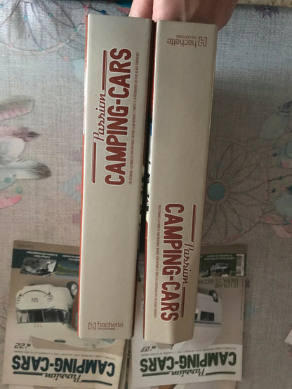 Voiture miniature Passion Camping Car Lot de 2 Classeurs + 4 Fascicules Hachette