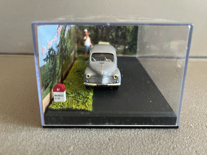 Voiture Miniature Renault 4CV Etape 31 La Route Bleue RN7 1/43