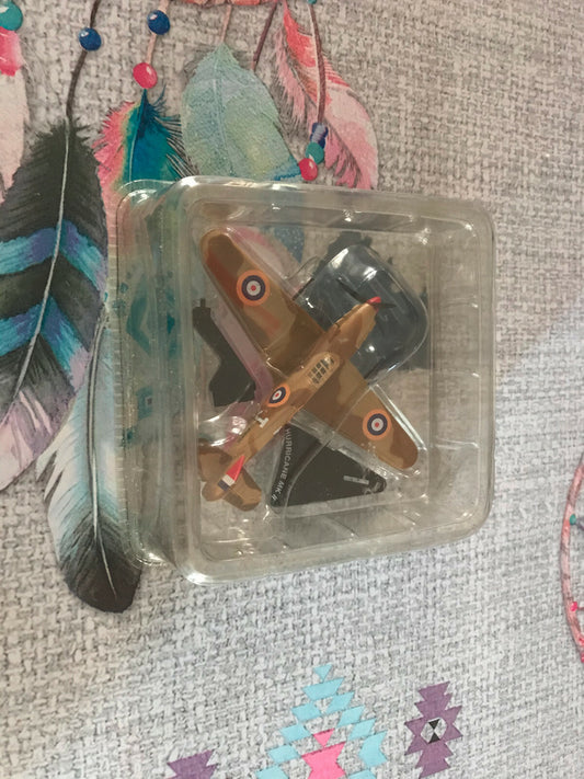 Avion miniature Militaire Hurricane Mk II 1/110 Delprado