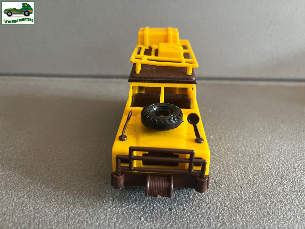 Ancienne Voiture Miniature Plastique 4x4 Land Rover Mob France Epave